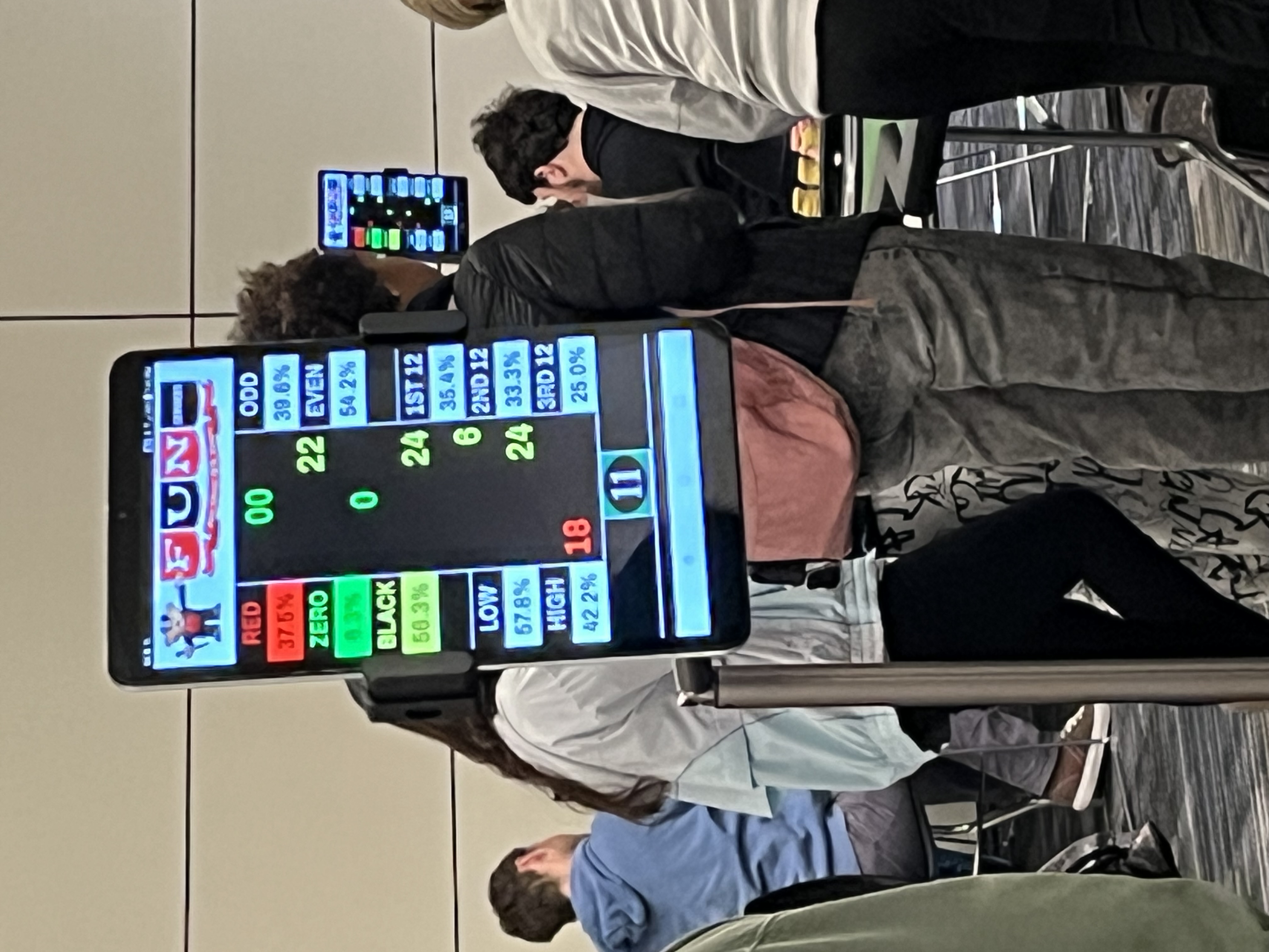 RouletteStatsPro closeup with live statistics